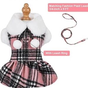 Plaid fleece dog sweater with matching Leash - Pink and White